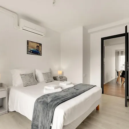 Thalys - Proche De La Gare *