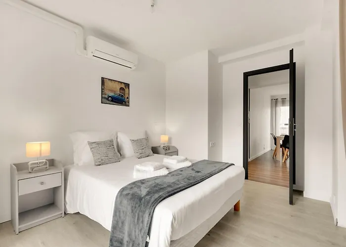 Thalys - Proche De La Gare *